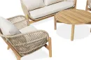 sofa-ogrodowa-z-jasnymi-poduszkami-i-plecionym-bokiem-widok-z-przodu-packshot-produktu.webp