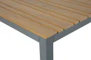 blat-stolu-ogrodowego-drewno-detal-wykonczenia-aluminium.webp