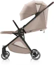 britax-romer-tira-lekki-wozek-spacerowy-dzieciecy-do-miasta-bezowy-teak-4.webp